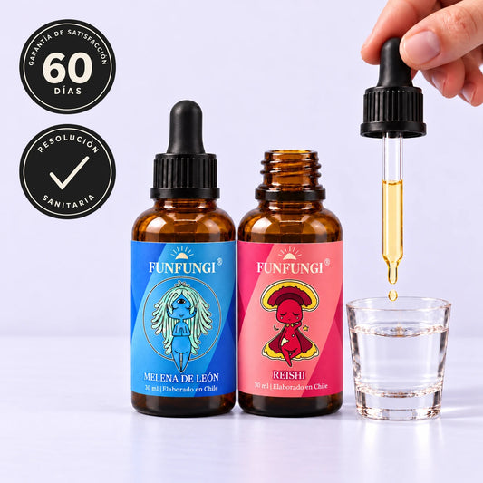 Pack FunFungi de Melena de León y Reishi, en frascos de 30 ml, junto a un vaso de agua y una pipeta con extracto, con sellos de garantía de 60 días y resolución sanitaria.